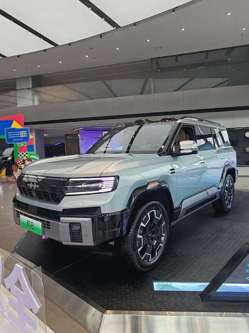 惠州龙门县清迈宝企业管理咨询比亚迪方程豹硬派越野的爆款，英菲尼迪35周年与你共成长